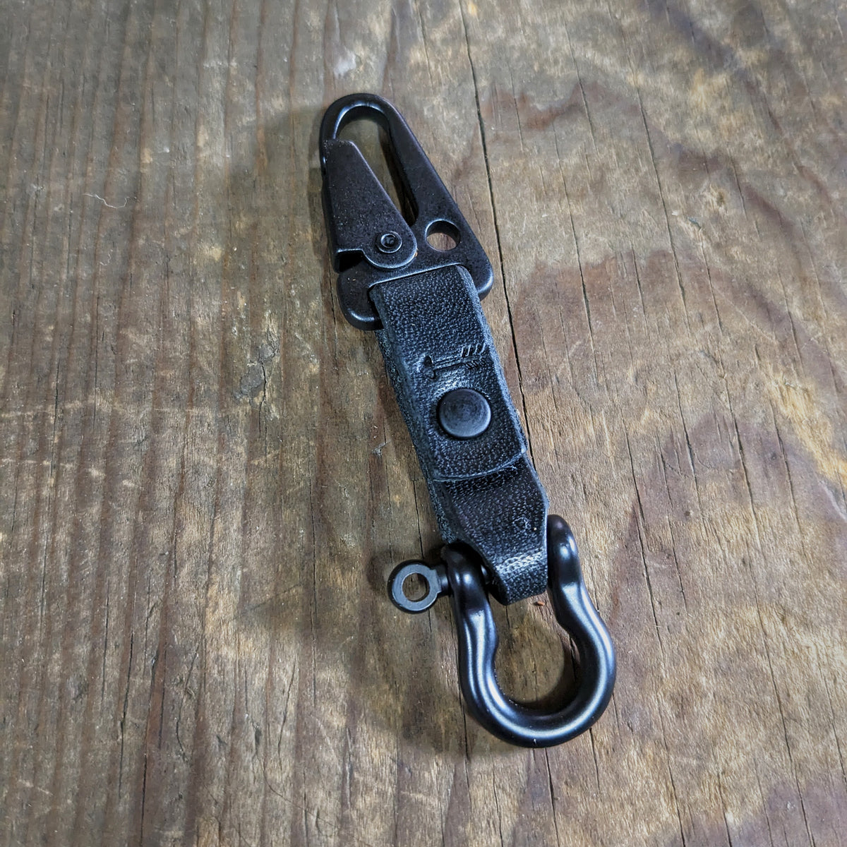 Small Shackle Keychain with Brass Clip Caliber Leather Company
