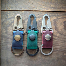 Load image into Gallery viewer, Appalachian - Lever Clip Tactical Horween Leather Key Chain - Caliber Leather Company