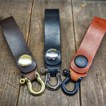 Load image into Gallery viewer, Horween Leather Snap keychain with shackle - Caliber Leather Company