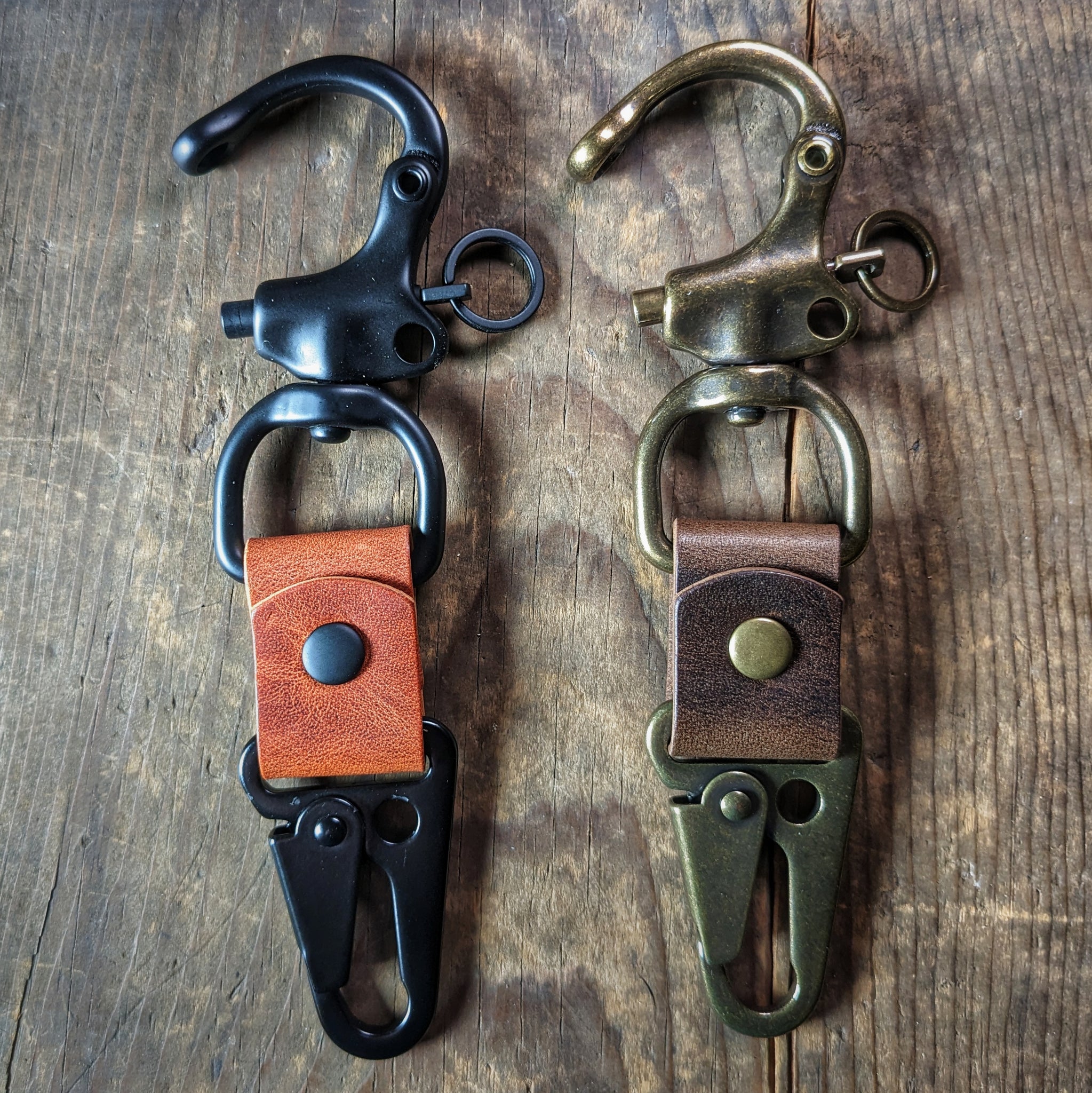 Hawk Mountain - Horween Leather Keychain with Solid Brass Hardware English Tan / Brass Plate